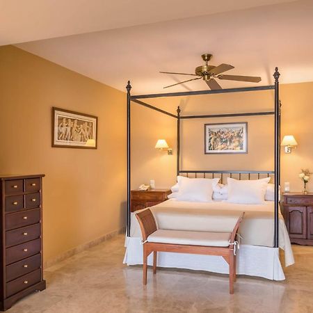Hotel Guadalmina Marbella Bagian luar foto